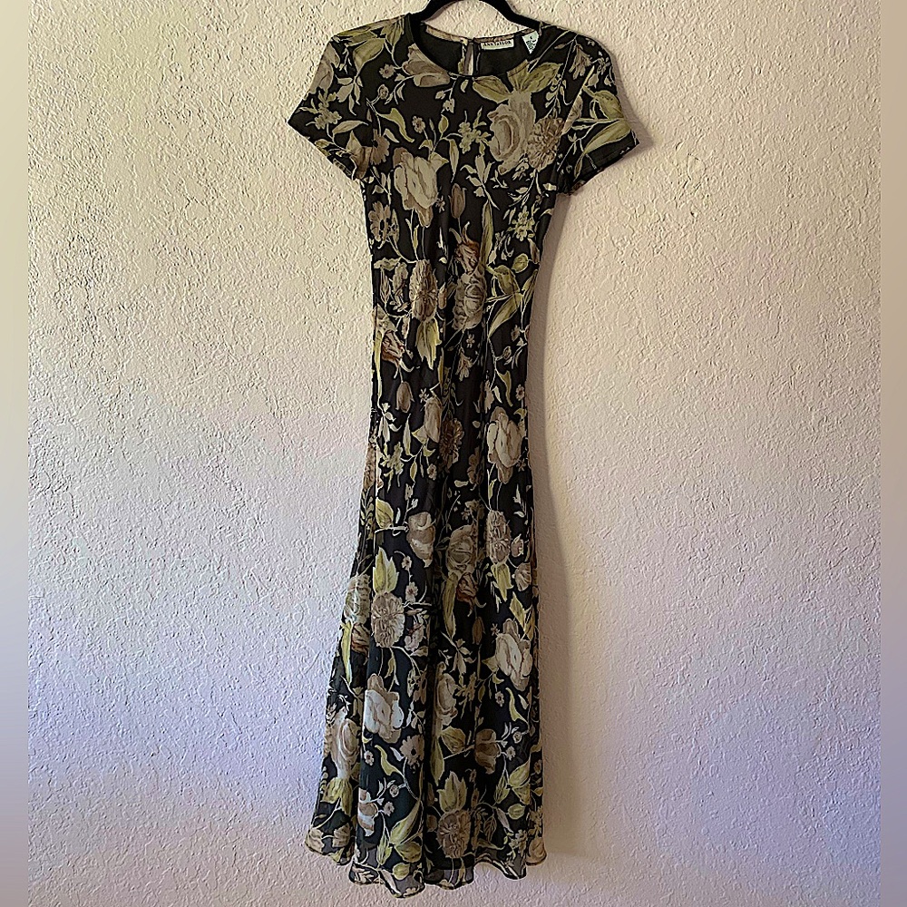 Ann Taylor Black Floral Maxi Dress